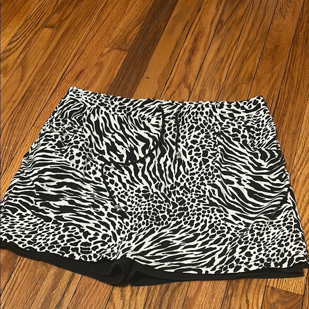 Anne Klein Animal Print Pocket Skort